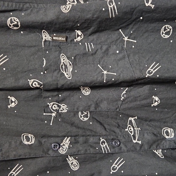 Alien button down - Picture 3 of 3